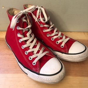 Converse high tops red